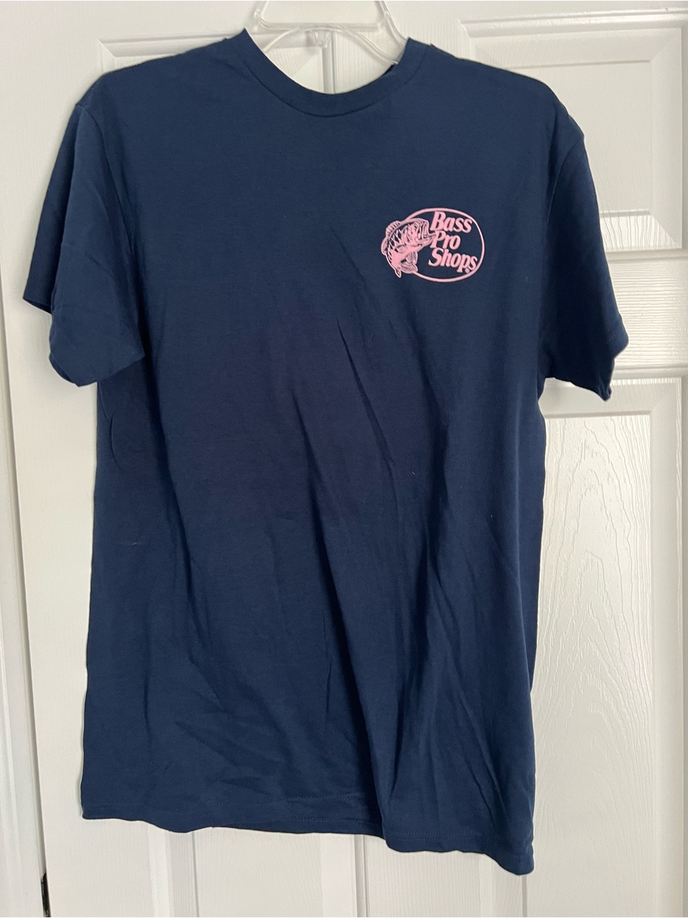 Bass Pro Shops Just a Small Town Fishin' Girl Tee NWT Medium